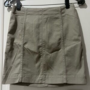 Brand new Jolt mini skinny skirt Olive size 1/25w